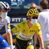 Julian Alaphilippe, maillot jaune - Départ de la 3ème étape du Tour de France entre Nice et Sisteron, le 31 août 2020. J. Alaphilippe porte le maillot jaune et B. Cosnefroy (AG2R La Mondiale) porte celui à pois. 