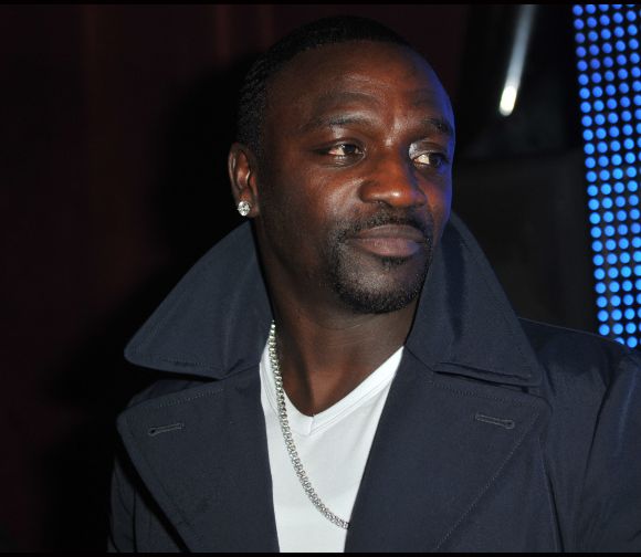 Akon, au VIP Room à Paris, le vendredi 30 mars 2012.