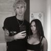 Machine Gun Kelly et Megan Fox officialisent leur relation sur Instagram, été 2020.
