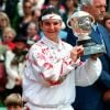 Arantxa Sanchez remporte le tournoi de Roland Garros à Paris, en 1994.