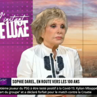 Sophie Darel : Claude François lui "a sauté dessus", elle raconte
