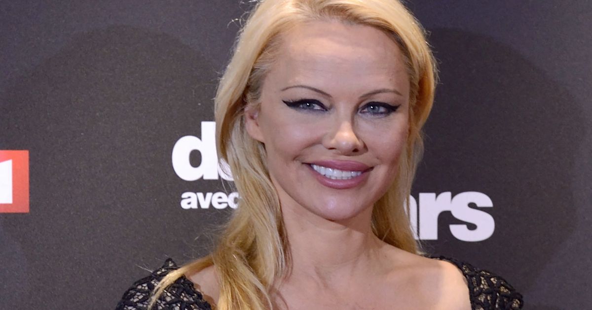 Pamela Anderson au photocall de l'émission Danse avec les stars à Paris