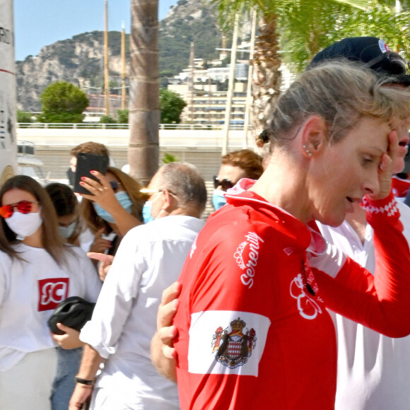 La princesse Charlène de Monaco, le prince Albert II de Monaco, le prince Jacques de Monaco, et la princesse Gabriella de Monaco - La famille princière de Monaco à l'arrivée de la 3ème édition de la course "The Crossing : Calvi-Monaco Water Bike Challenge". Monaco, le 13 septembre 2020. © Bruno Bebert/Bestimage