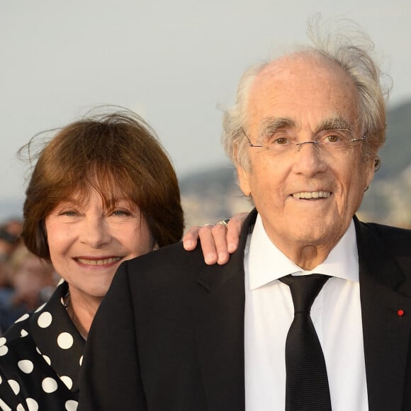 Michel Legrand et sa femme Macha Méril lors de la soirée de clôture du 29ème Festival de Cabourg à Cabourg, le 13 juin 2015. 