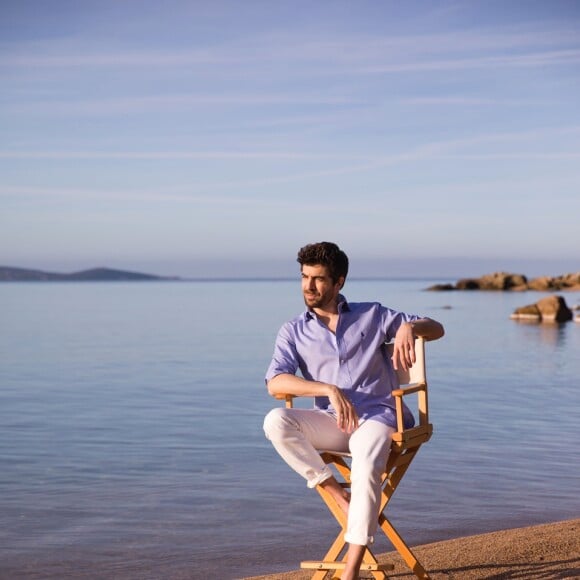 Agustín Galiana, photo promotionnelle de son album "Plein soleil". 2020.