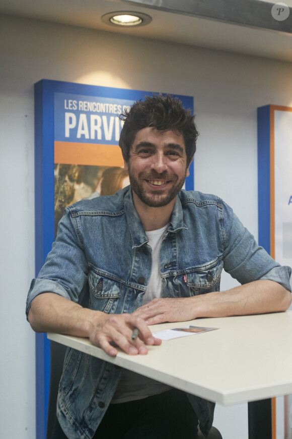 Exclusif - Agustin Galiana en showcase au centre E.Leclerc Pau-Tempo à Pau le 6 avril 2019. © Christophe de Prada/Bestimage