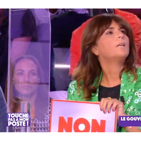 Valérie Benaïm émue dans "Touche pas à mon poste" à cause de l'affaire Freeze Corleone