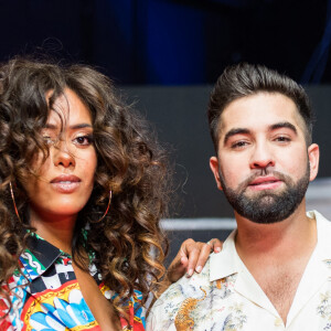 Amel Bent et Kendji Girac - Backstage de l'enregistrement de l'émission "300 Choeurs chantent Dassin" à Paris, le 15 septembre 2020 et diffusé le 16 octobre 2020. © Tiziano Da Silva / Bestimage 