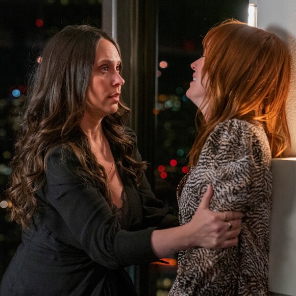 Jennifer Love Hewitt incarne le rôle de Maddie Buckley dans la série 9-1-1.