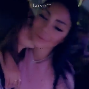 Nabilla et Maeva Ghennam en soirée ensemble à Dubaï - Snapchat