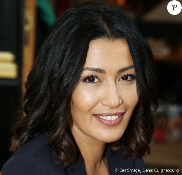 Exclusif - Karima Charni - Inauguration du restaurant "Gabylou Notre-Dame" à Paris . © Denis Guignebourg / Bestimage