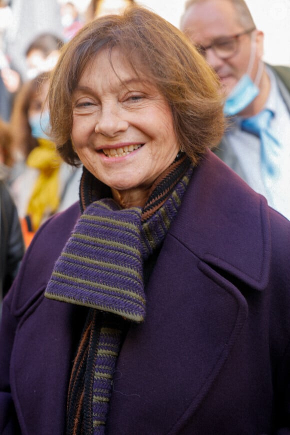 Macha Méril - Sorties des obsèques de Michael Lonsdale en l'église Saint-Roch à Paris le 1er octobre 2020.