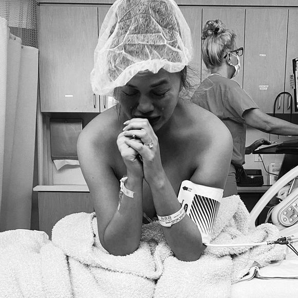 Chrissy Teigen annonce la perte de son bébé sur Instagram. Le 1er octobre 2020.