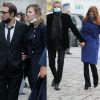 Exclusif - Nicolas Bedos et Pauline Desmonts, Julien Clerc et sa femme Hélène Grémillon - Sorties de la messe hommage à Jean-Loup Dabadie en l'église Saint-Germain-des-Prés à Paris le 23 septembre 2020.