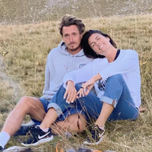 Alessandra Sublet et son amoureux Jordan Deguen lors d'une escapade romantique, sportive et studieuse en août 2020.