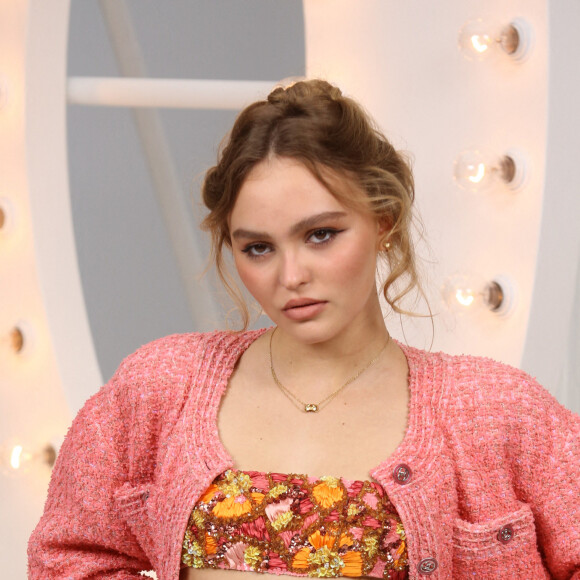 Lily-Rose Depp - Photocall Chanel pendant la fashion week de Paris. Le 6 octobre 2020. @Jerome Domine/ABACAPRESS.COM