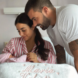 Vincent Queijo et Rym Renom parents d'une petite fille prénommée Maria-Valentina - Instagram
