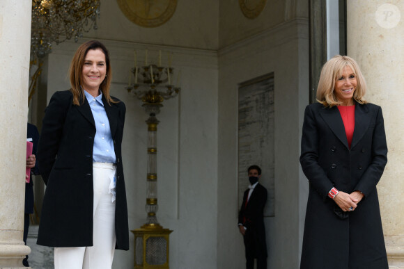 Brigitte Macron accueille son homologue mexicaine, la première Dame Beatriz Gutierrez Muller à l'Elysée. Paris, le 8 octobre 2020. © Jacques Witt / Pool / Bestimage