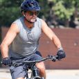 Exclusif - David Charvet fait du vélo dans le quartier de Malibu à Los Angeles pendant l'épidémie de coronavirus (Covid-19), le 26 septembre 2020.