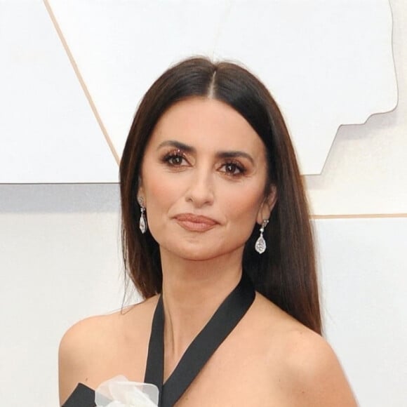 Penelope Cruz lors du photocall des arrivées de la 92ème cérémonie des Oscars 2020 au Hollywood and Highland à Los Angeles, Californie, Etats-Unis, le 9 février 2020. 