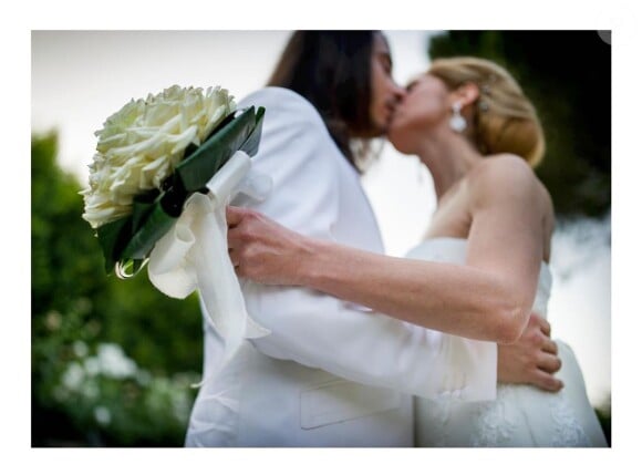 Lara Fabian a partagé cette photo de son mariage avec Gabriel sur Instagram, pour leurs 7 ans d'union, en juin 2020.