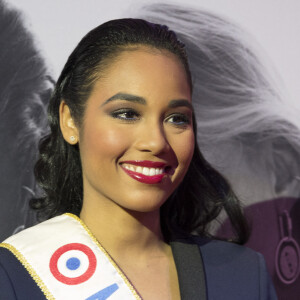 Clémence Botino (Miss France 2020) assiste au nouveau tournoi de tennis WTA l'Open 6ème Sens au Palais des Sports de Gerland à Lyon, France, le 7 mars 2020. © Sandrine Thesillat/Panoramic/Bestimage