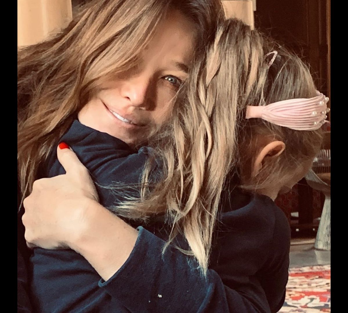 Carla Bruni Pour Les 9 Ans De Sa Fille Giulia Elle Devoile De Jolies Photos Purepeople