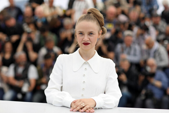 Sara Forestier au photocall du film "Roubaix, une lumière (Oh mercy!)" lors du 72ème Festival International du film de Cannes, France, le 23 mai 2019. © Jacovides-Moreau/Bestimage
