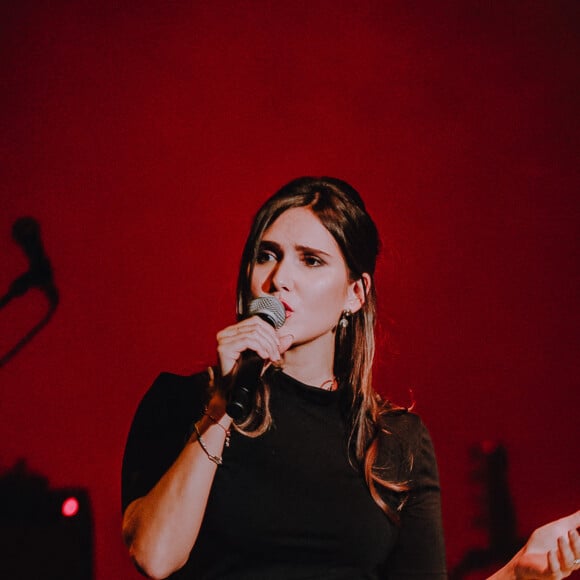 Exclusif - Joyce Jonathan fête ses dix ans de carrière avec un concert à "La Cigale" à Paris, le 14 octobre 2019. © Alexandre Fumeron/Bestimage