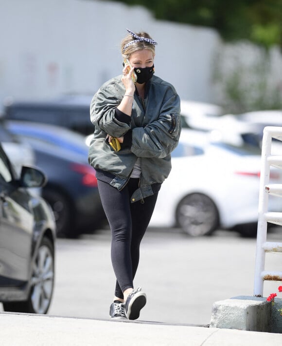 Exclusif - Hilary Duff fait des courses à Los Angeles pendant l'épidémie de coronavirus (Covid-19), le 26 septembre 2020