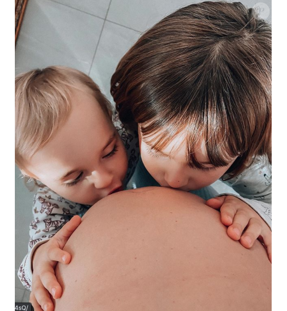 Alexia Mori est enceinte de son troisième enfant. Octobre 2020.