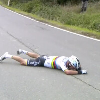 Julian Alaphilippe : Le cycliste opéré après une violente chute en pleine course