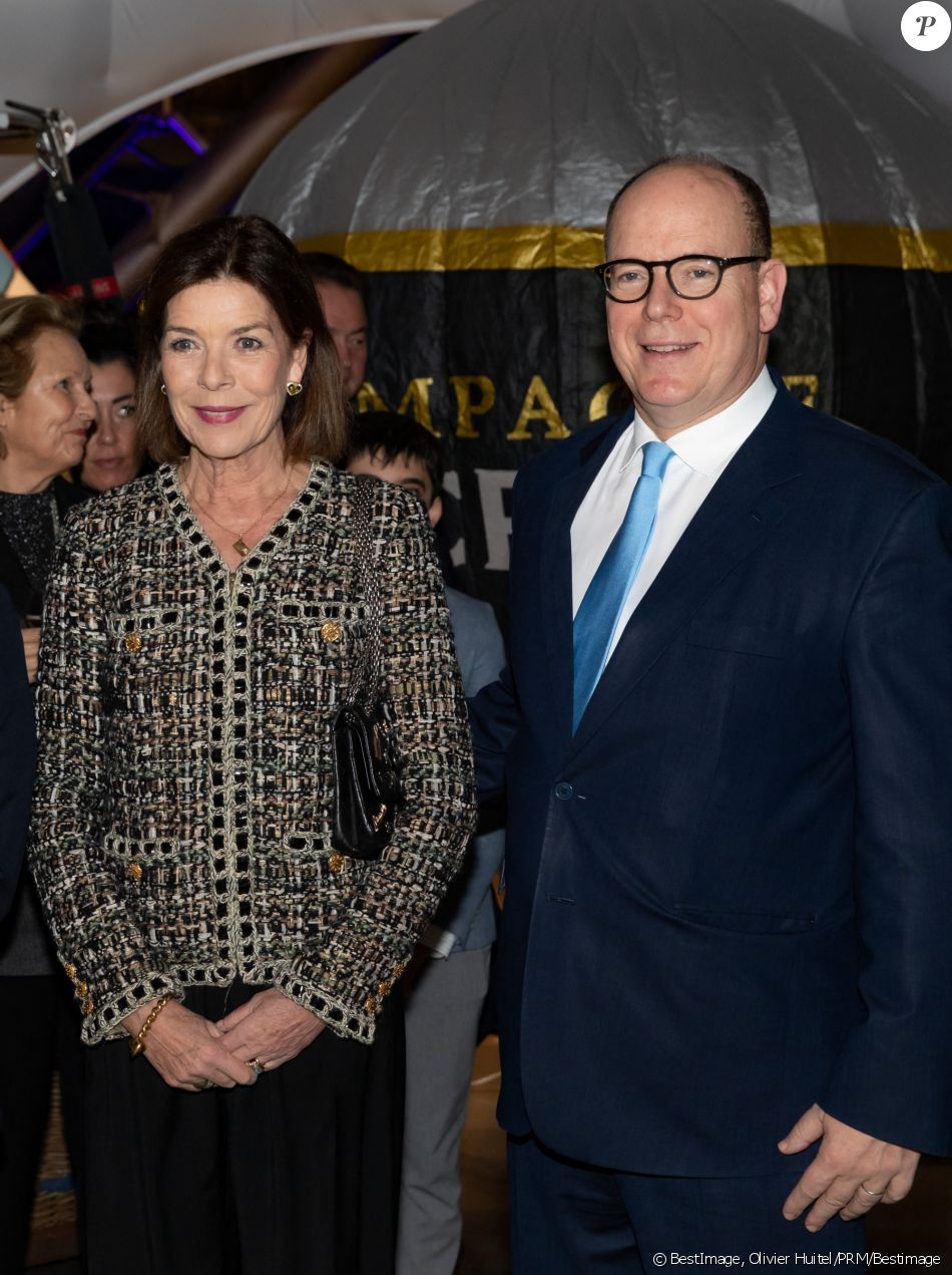 Exclusif La Princesse Caroline De Hanovre Le Prince Albert Ii De Monaco 30eme Anniversaire De La Convention Internationale Des Droits De L Enfant Organise Purepeople