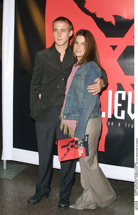 Ryan Gosling et Sandra Bullock à la première du film "The Believer" à Los Angeles. 