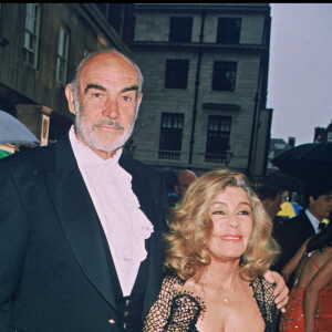 Sean Connery et sa femme Micheline Roquebrune - Archives. 1998