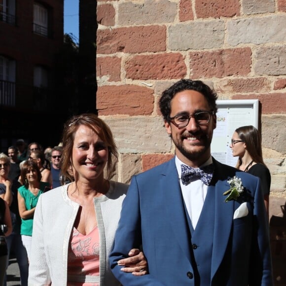 Ségolène Royal - Mariage de Thomas Hollande et de la journaliste Emilie Broussouloux à la mairie à Meyssac en Corrèze près de Brive, ville d'Emiie. Le 8 Septembre 2018. © Patrick Bernard-Guillaume Collet / Bestimage