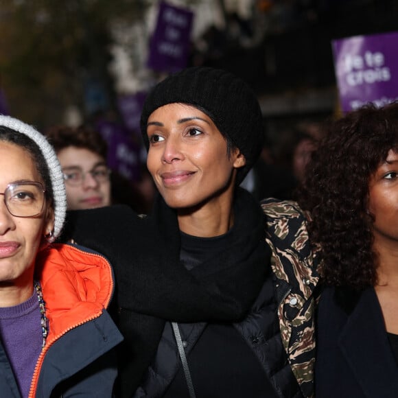 Amanda Hezberg, Sonia Rolland - De nombreuses artistes et personnalités marchent contre les violences sexistes et sexuelles (marche organisée par le collectif NousToutes) de place de l'Opéra jusqu'à la place de la Nation à Paris le 23 Novembre 2019 © Cyril Moreau / Bestimage