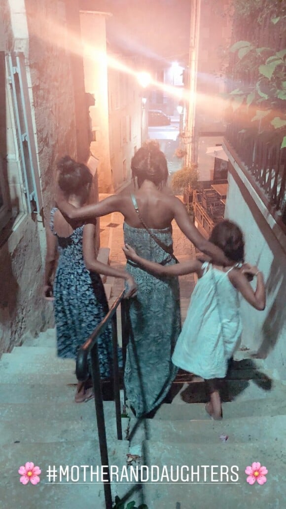 Sonia Rolland et ses filles Tess et Kahina sur Instagram.
