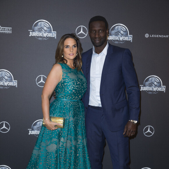 Omar Sy et sa femme Hélène Sy (boucles d'oreilles Messika) - Première du film "Jurassic World" à l'Ugc Normandie à Paris le 29 mai 2015. 