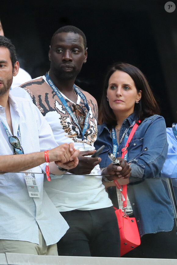 Omar Sy et sa femme Hélène - People assistent à la demi-finale de l'Euro 2016 Allemagne-France au stade Vélodrome à Marseille, France, le 7 juillet 2016. © Cyril Moreau/Bestimage 