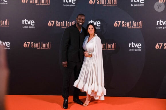 Omar Sy et sa femme Hélène - Photocall du gala de la 67ème édition "RNE Sant Jordi Cinematography Awards" à Barcelone. Le 25 avril 2023  Photocall prior to the gala awards ceremony of the 67th edition of the RNE Sant Jordi Cinematography Awards, on April 25, 2023, at the Teatro Lliure in Barcelona, Catalonia (Spain). Awarded annually by Radio Nacional de España, these prizes are one of the oldest film awards in Spain and have no financial endowment. 