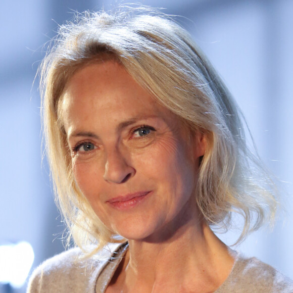 Exclusif - Alexandra Vandernoot - Enregistrement de l'émission "Animaux Stars", qui sera diffusée en mars 2016 sur la chaîne TV Animaux, au Bastille Design Center à Paris. Le 17 novembre 2015 © CVS / Bestimage