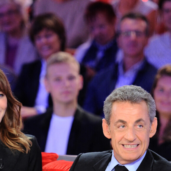 Exclusif- Carla Bruni-Sarkozy, Nicolas Sarkozy et Michel Drucker - Enregistrement de l'émission "Vivement Dimanche" à Paris le 30 septembre 2019. Diffusion le 06/10/2019 sur France 2 . © Guillaume Gaffiot/Bestimage