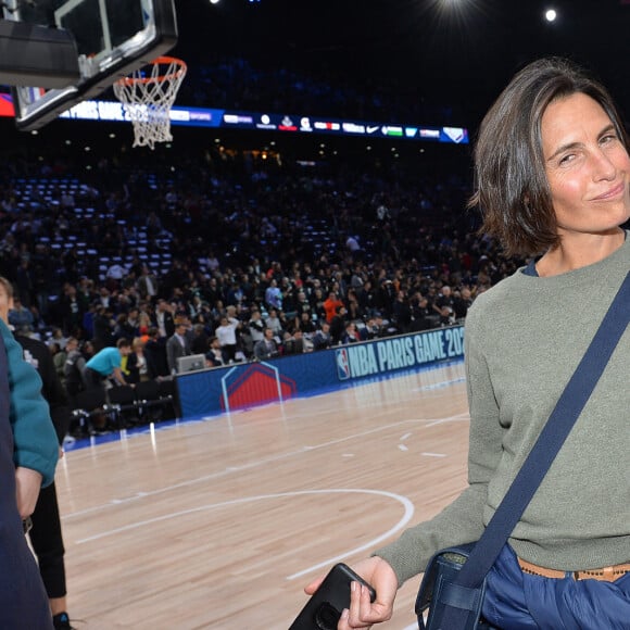 Alessandra Sublet au match de NBA Game Paris 2020 entre les Bucks de Milwaukee et les Charlotte Hornet à l'AccorHotels Arena à Paris le 24 janvier 2020. © Veeren / Bestimage