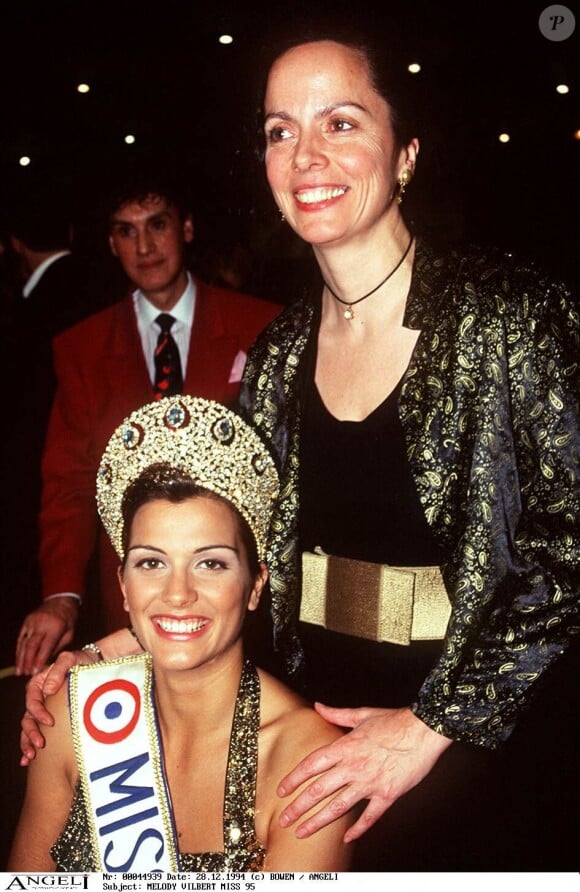 Mélody Vilbert élue Miss France 1995 le 28 décembre 1994.