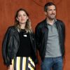 Guillaume Canet et sa compagne Marion Cotillard - People au village pour la finale hommes lors des internationaux de France de tennis de Roland Garros. © Jacovides - Moreau / Bestimage