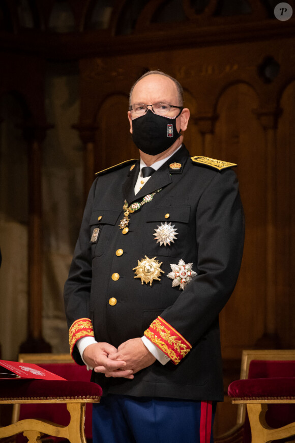 Le prince Albert II de Monaco - La famille princière assiste à la messe d'action de grace avec Te Deum à la cathédrale de Monaco à l'occasion de la Fête Nationale 2020 de la principauté de Monaco le 19 novembre 2020. © Olivier Huitel / Pool Monaco / Bestimage 