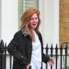 Exclusif - Richard Madden et sa compagne Ellie Bamber vont boire un verre puis rentrent à l'appartement de Richard à Londres, le 12 septembre 2018.
