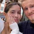 Alexander Ludwig et sa petite amie Lauren Dear officialisent leurs fiançailles. Le 22 novembre 2020.