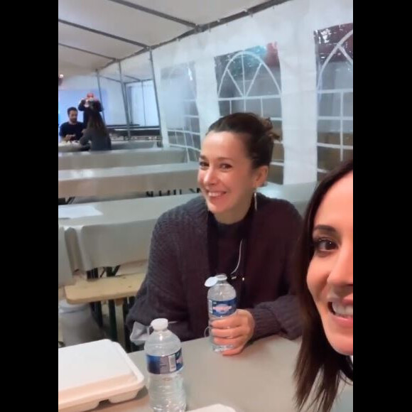 Fabienne Carat émue sur le plateau de "Plus belle la vie" pour son avant-dernier jour de tournage, le 25 novembre 2020
